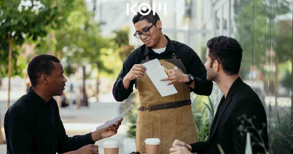 Equipo de atención al cliente en Perú — DS 058-2017-PCM: el Libro Virtual para canales digitales en | KOM Agencia Digital